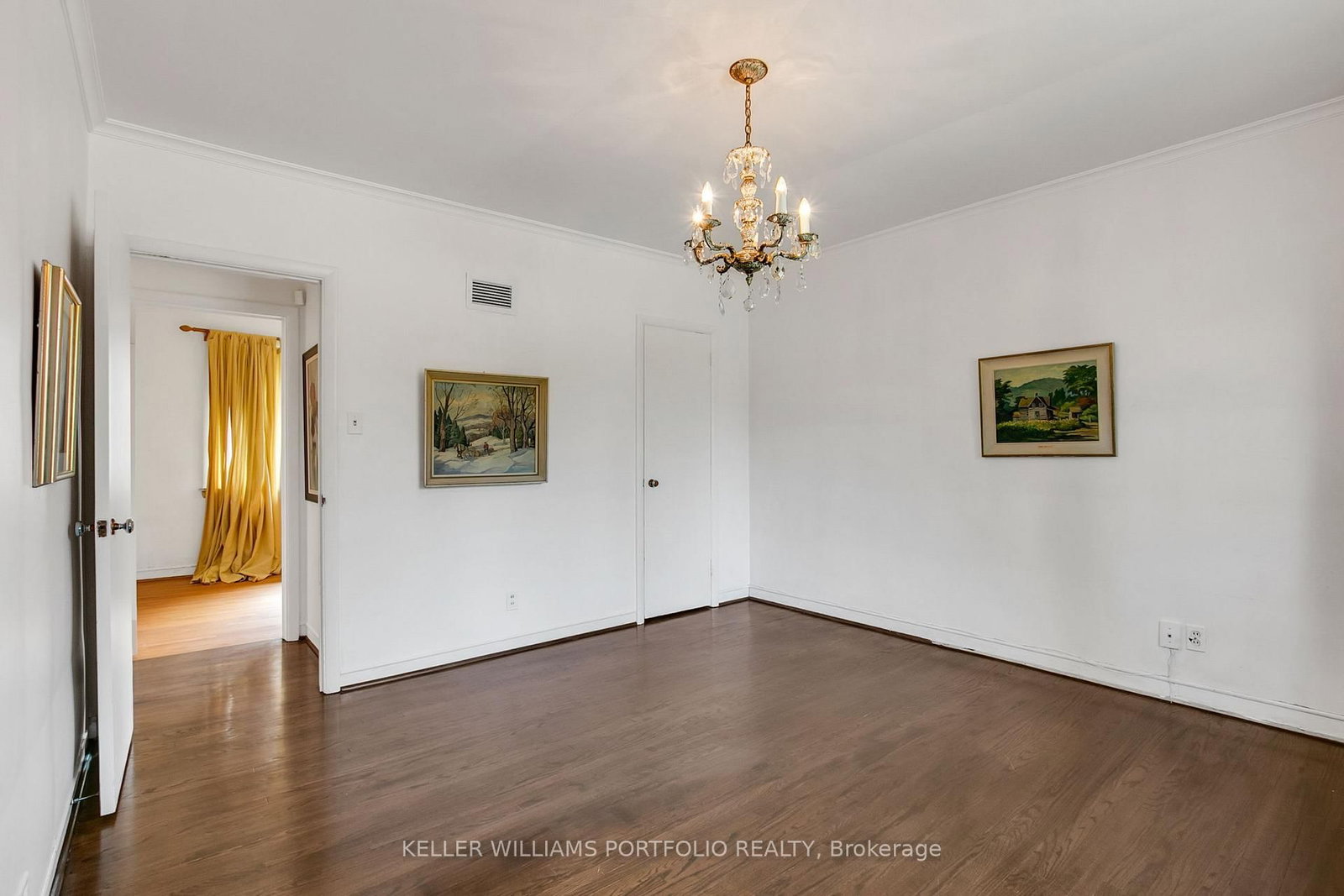 29 Winlock Park • Toronto, ON photo 14