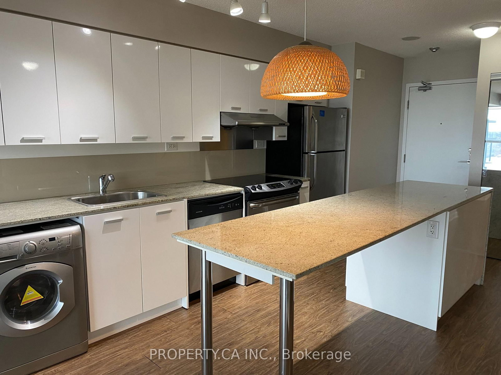 29 Singer Court, Unit 1608 - Photo 6