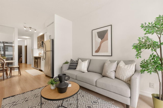 408 - 89 Dunfield Avenue
