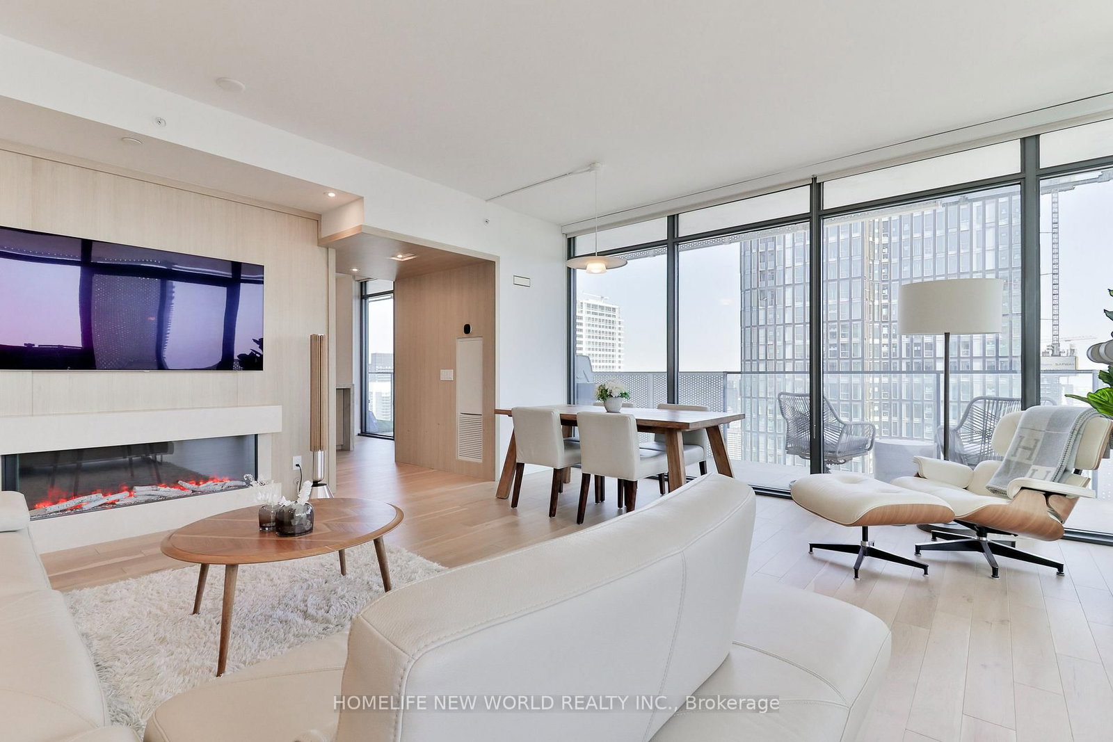 20 Lombard Street, Unit 4202 - Photo 2