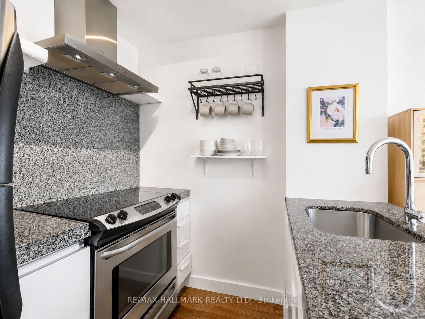 75 Portland Street, Unit 213 - Photo 6