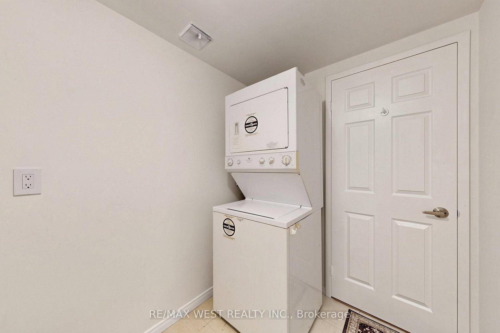 5 Concorde Place • #1302 • Toronto, ON photo 33