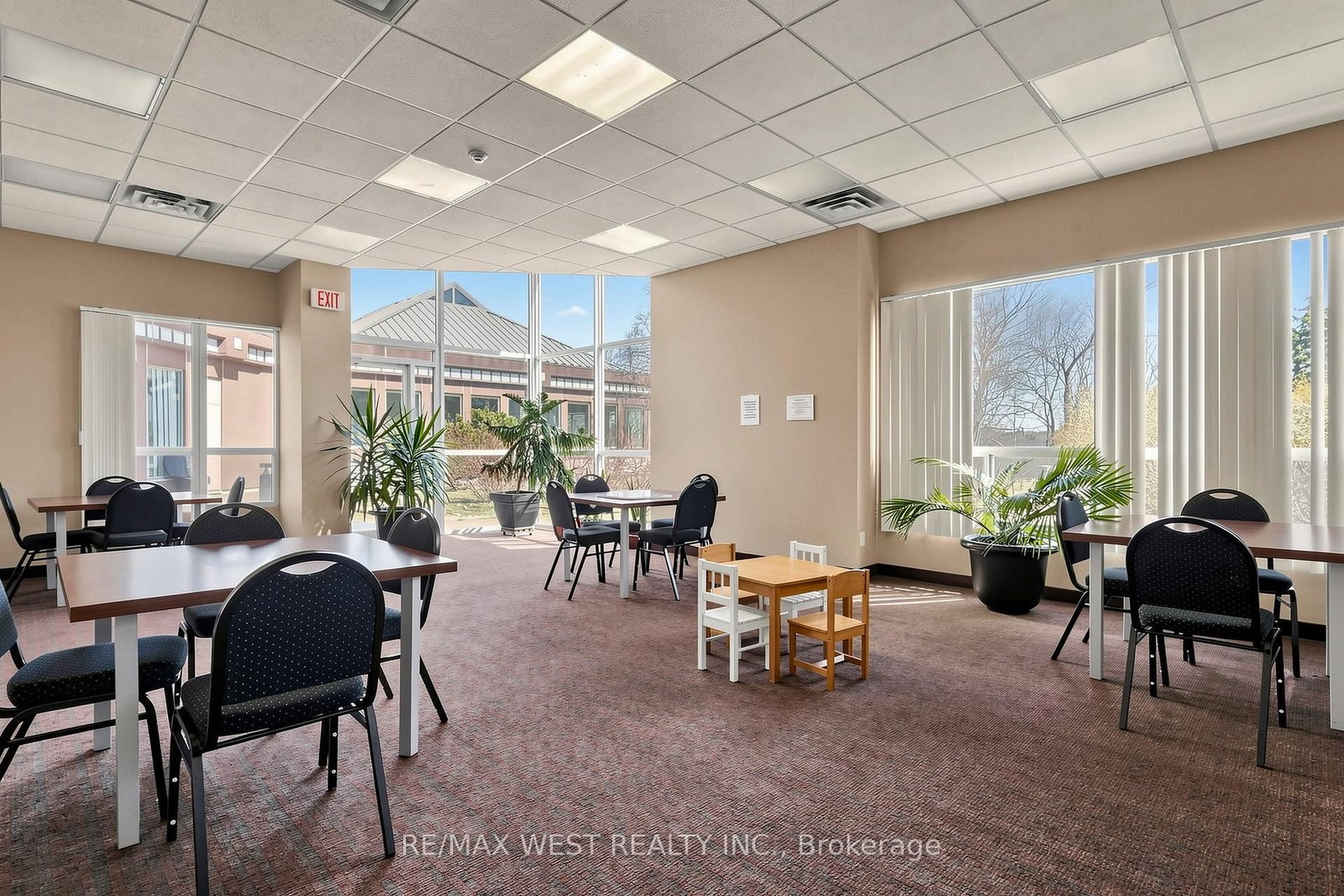 5 Concorde Place • #1302 • Toronto, ON photo 34