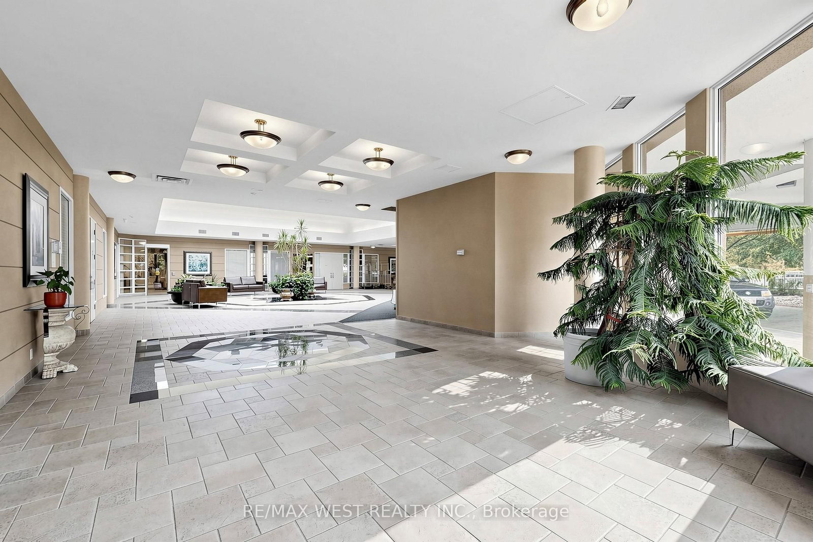 5 Concorde Place • #1302 • Toronto, ON photo 9