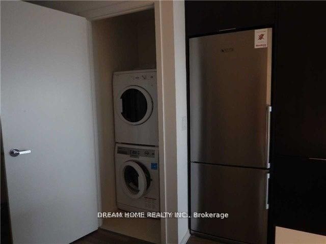 1 Bloor Street E, Unit 3708 - Photo 12