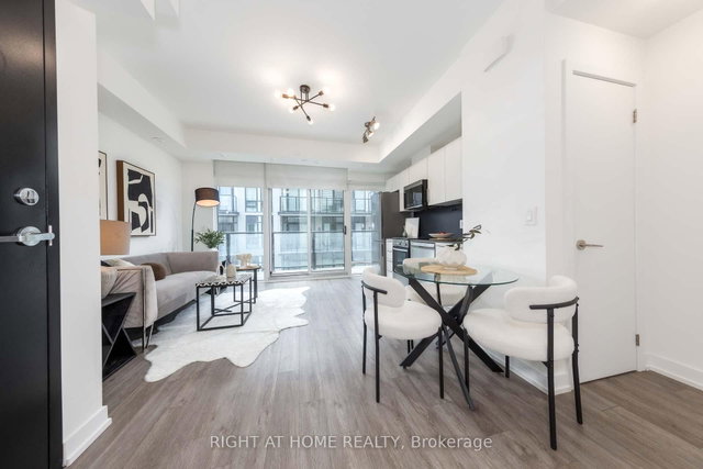 33 - 871 Sheppard Avenue W