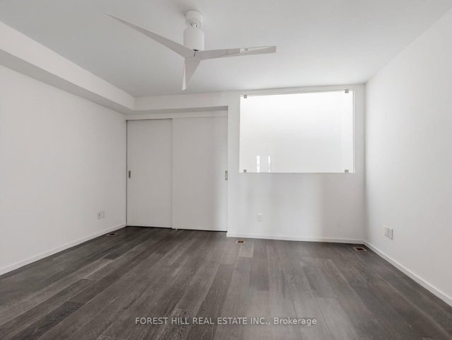 15 - 850 Richmond Street W