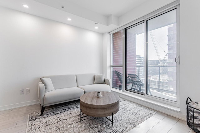 1208 - 31 Tippett Road
