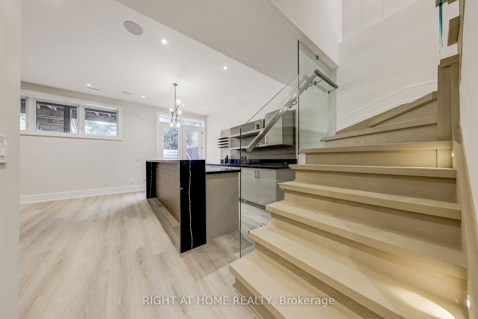 102 Parklea Drive - Photo 35
