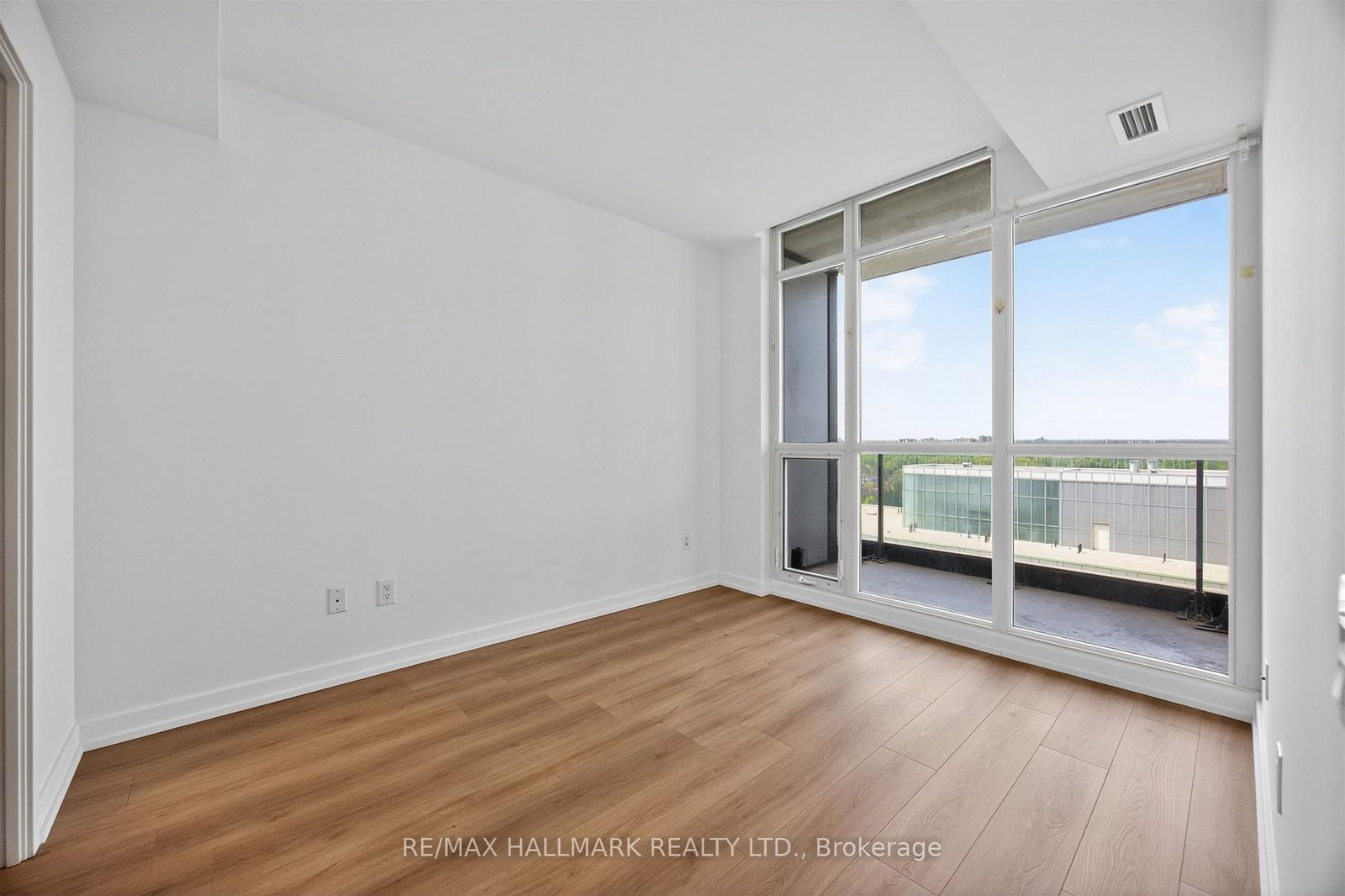 19 Singer Court, Unit PH16 - Photo 12