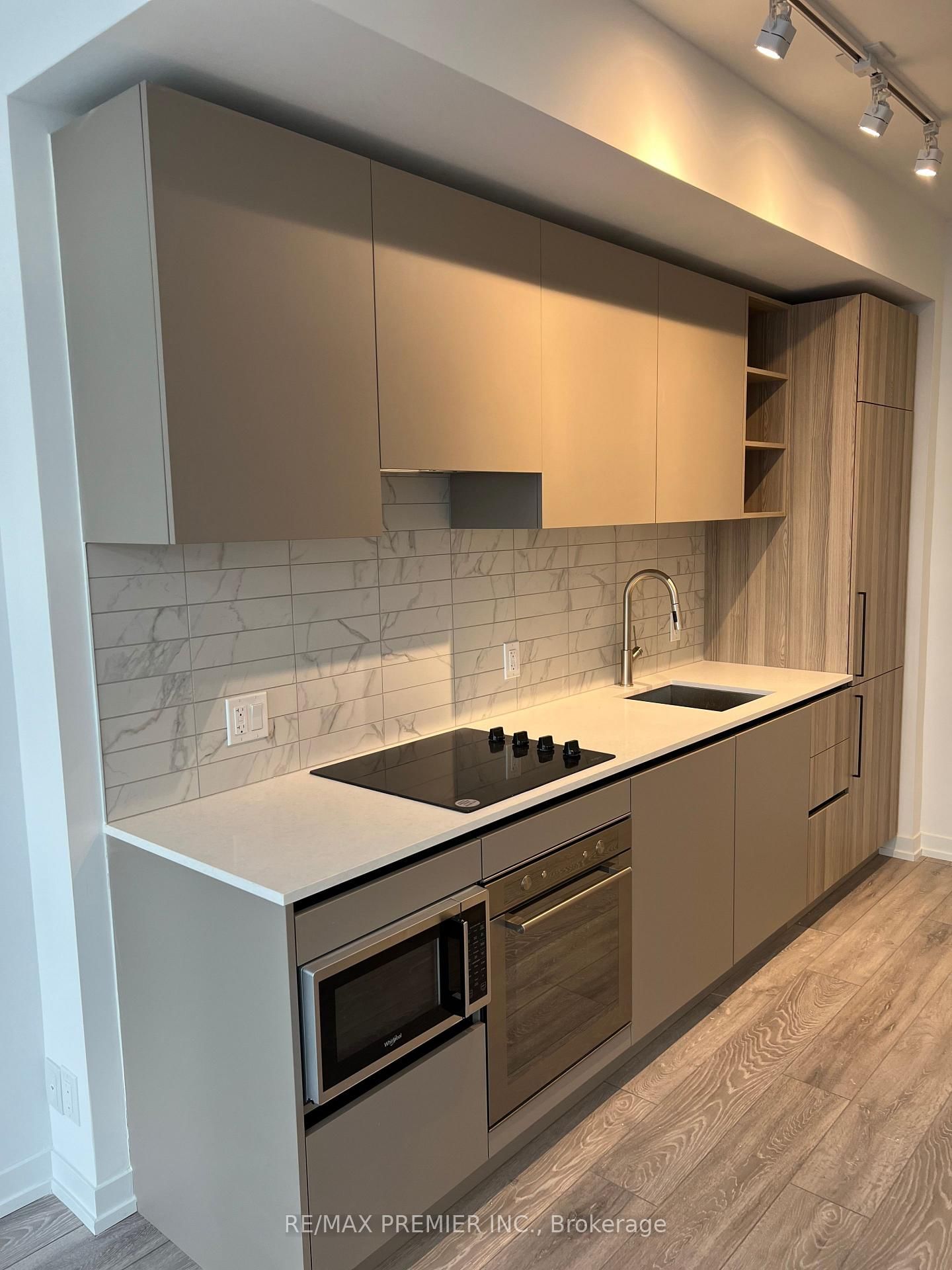 55 Mercer Street, Unit 1007 - Photo 11