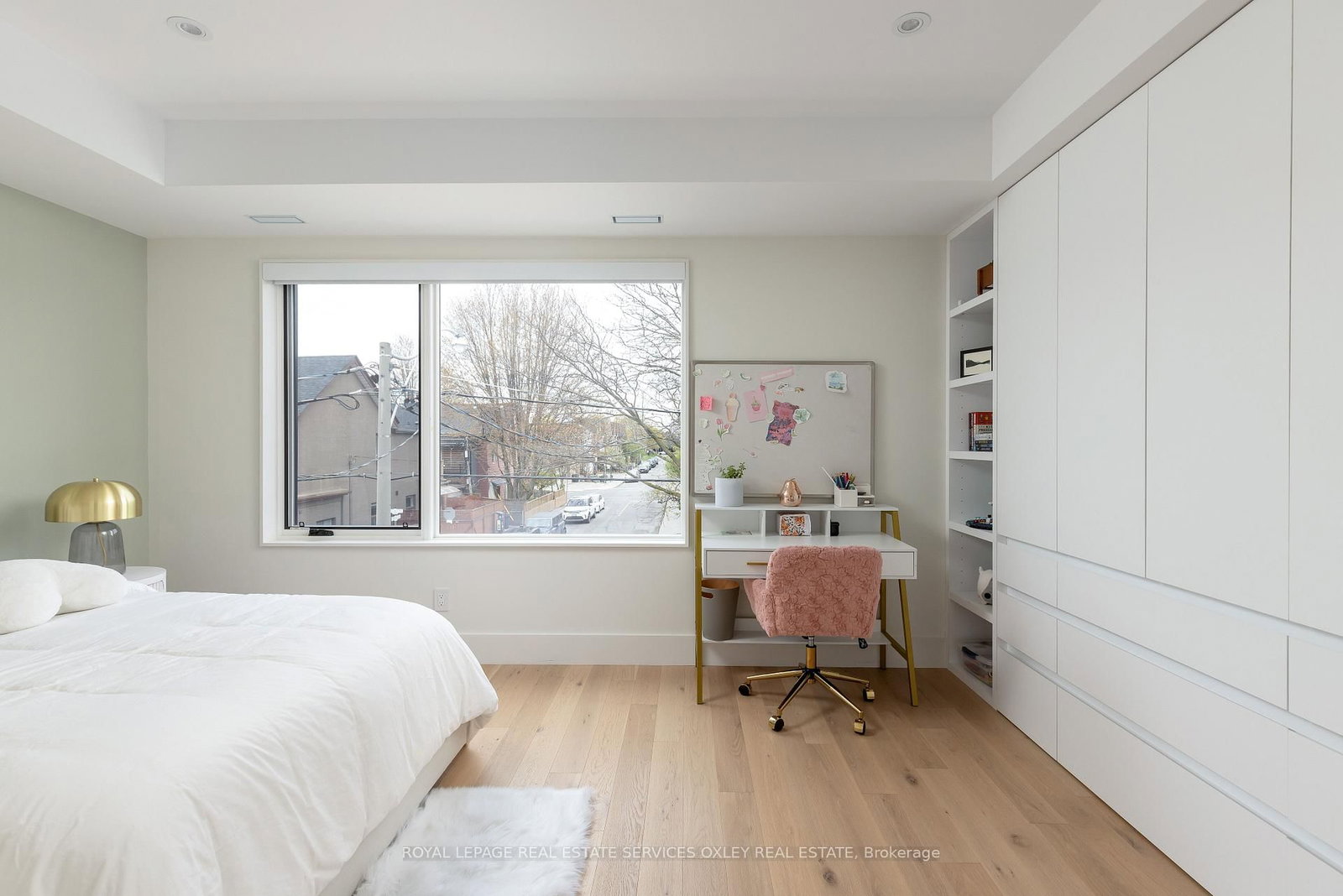 305 Manning Avenue • Toronto, ON photo 17