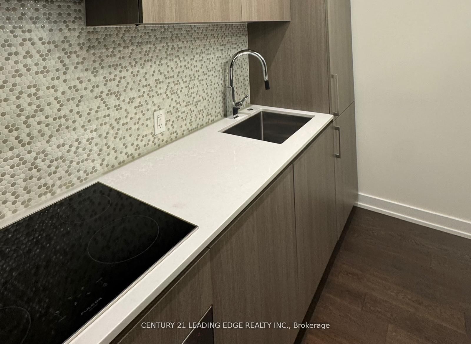 1 YORKVILLE Avenue, Unit 3308 - Photo 2