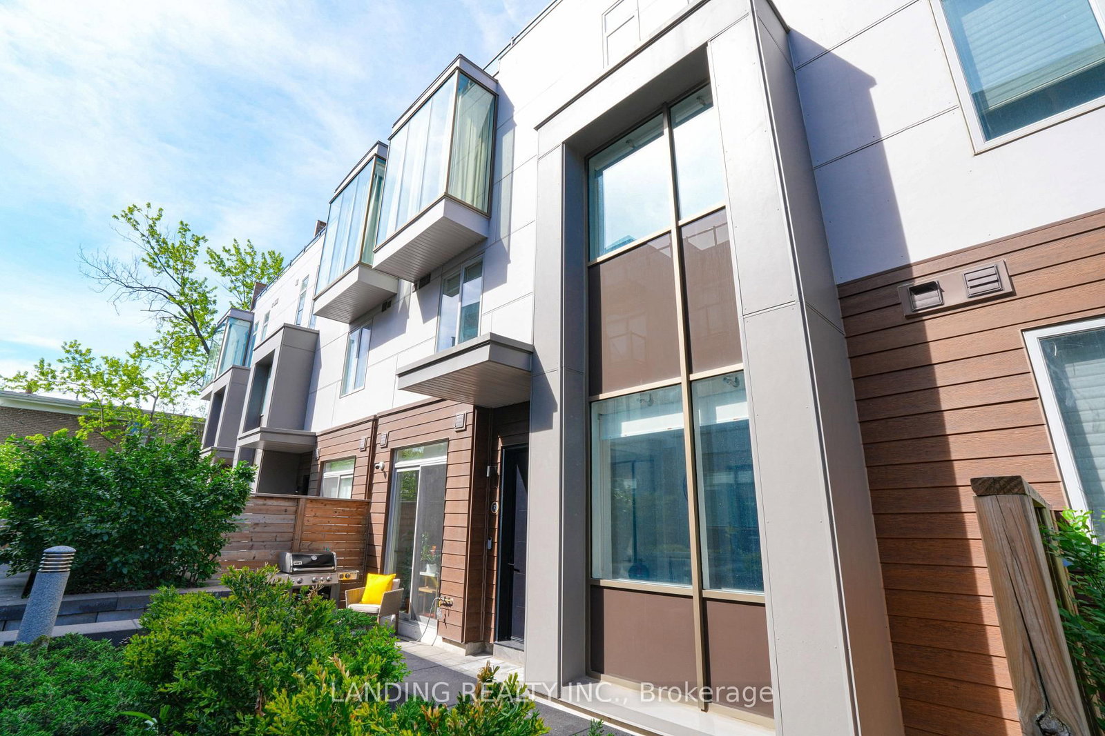 17 Greenbriar Road, Unit 7