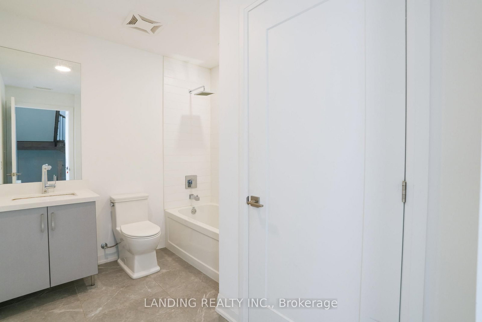 17 Greenbriar Road, Unit 7 - Photo 17