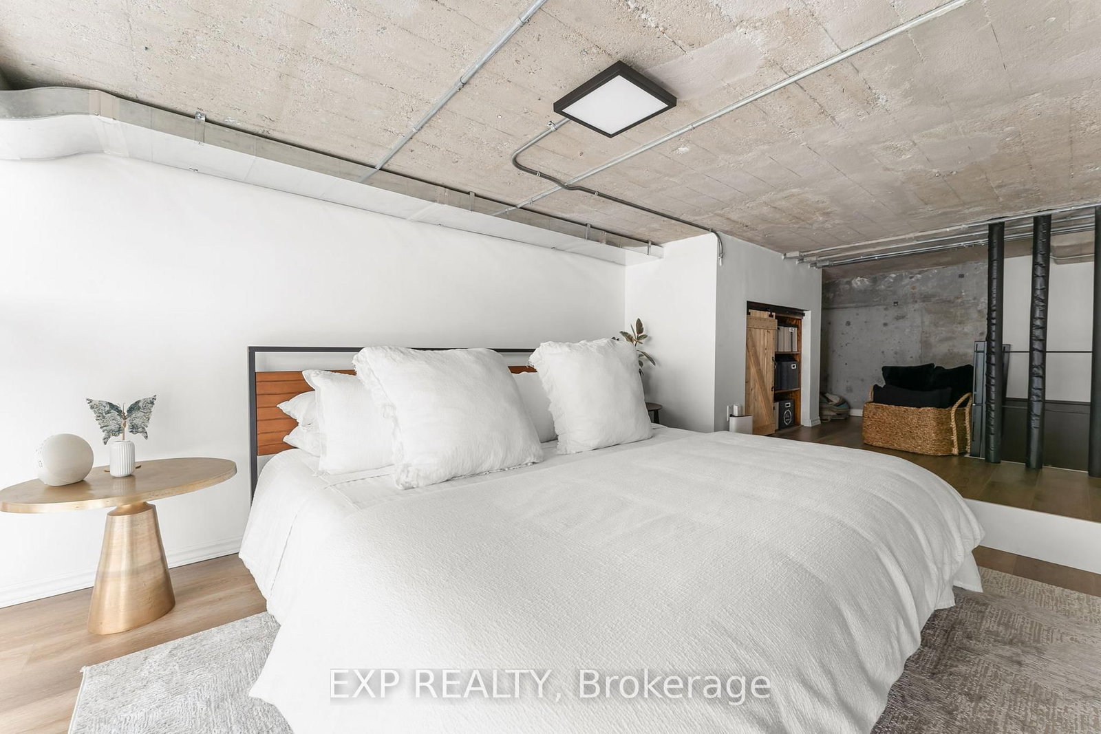 637 Lake Shore Boulevard W, Unit 301 - Photo 22