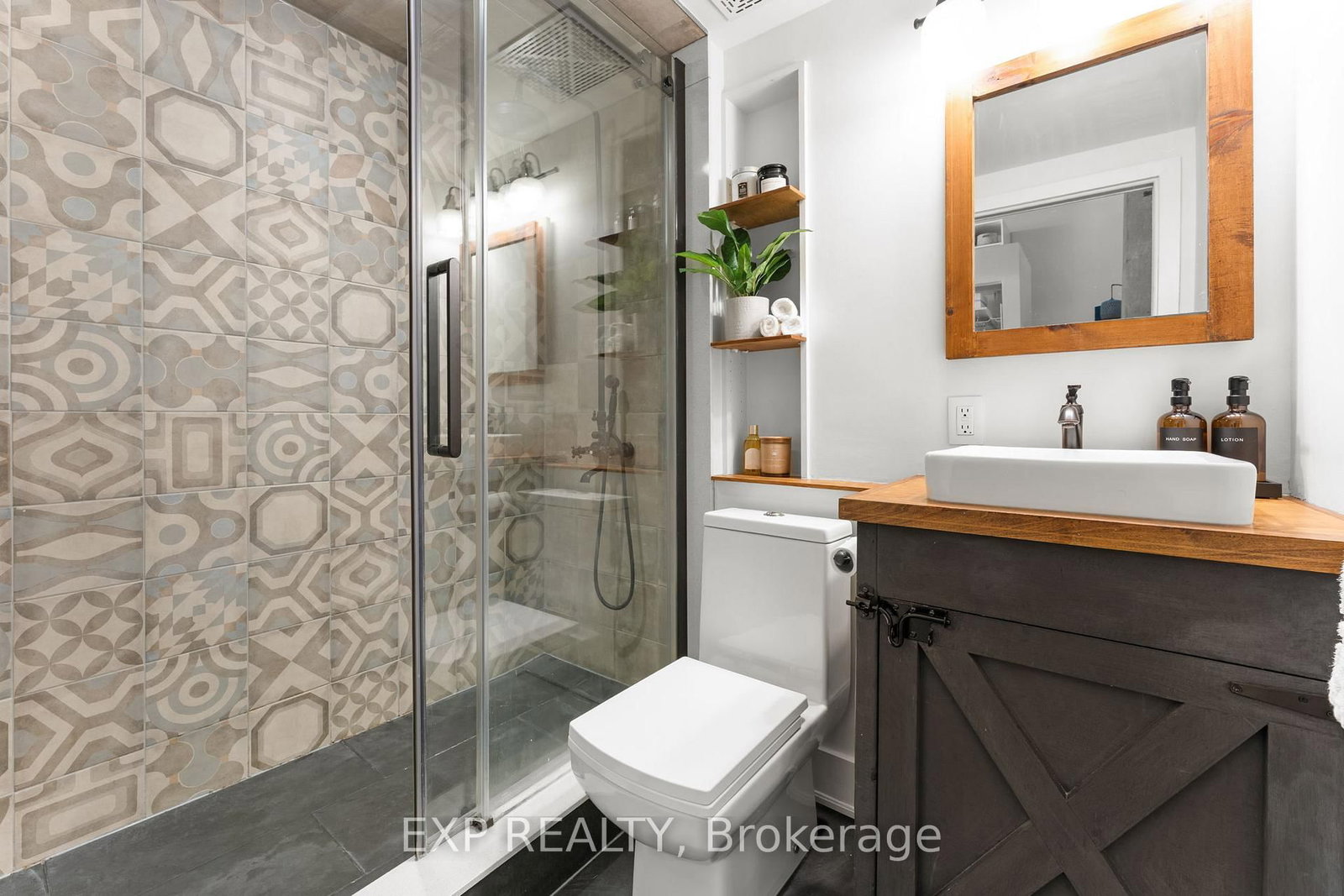 637 Lake Shore Boulevard W, Unit 301 - Photo 34