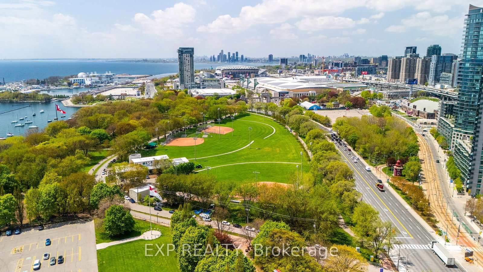 637 Lake Shore Boulevard W, Unit 301 - Photo 43