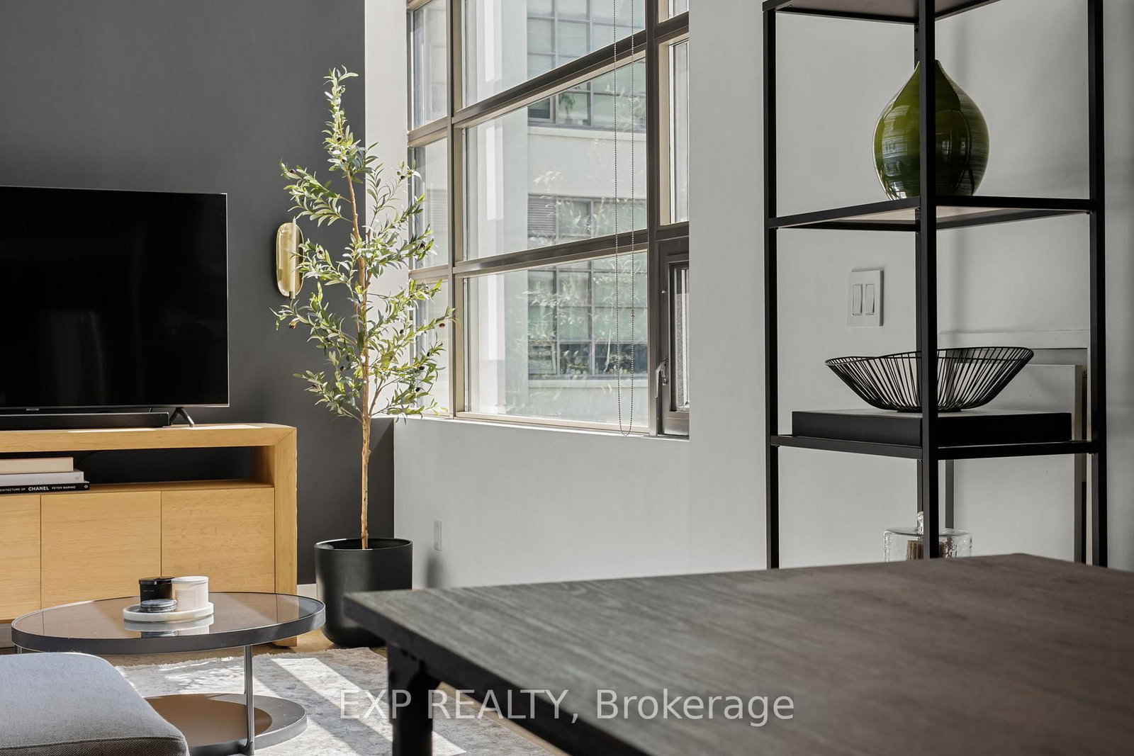 637 Lake Shore Boulevard W, Unit 301 - Photo 9