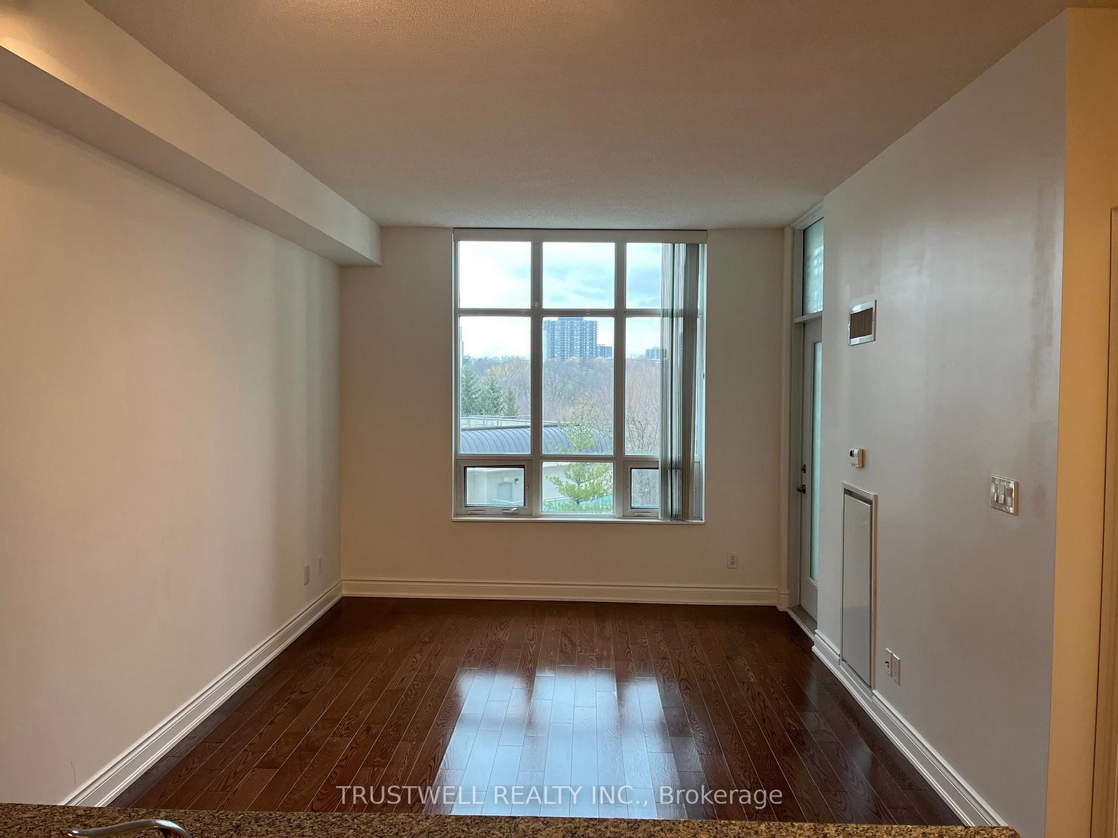 10 Bloorview Place, Unit 517 - Photo 7