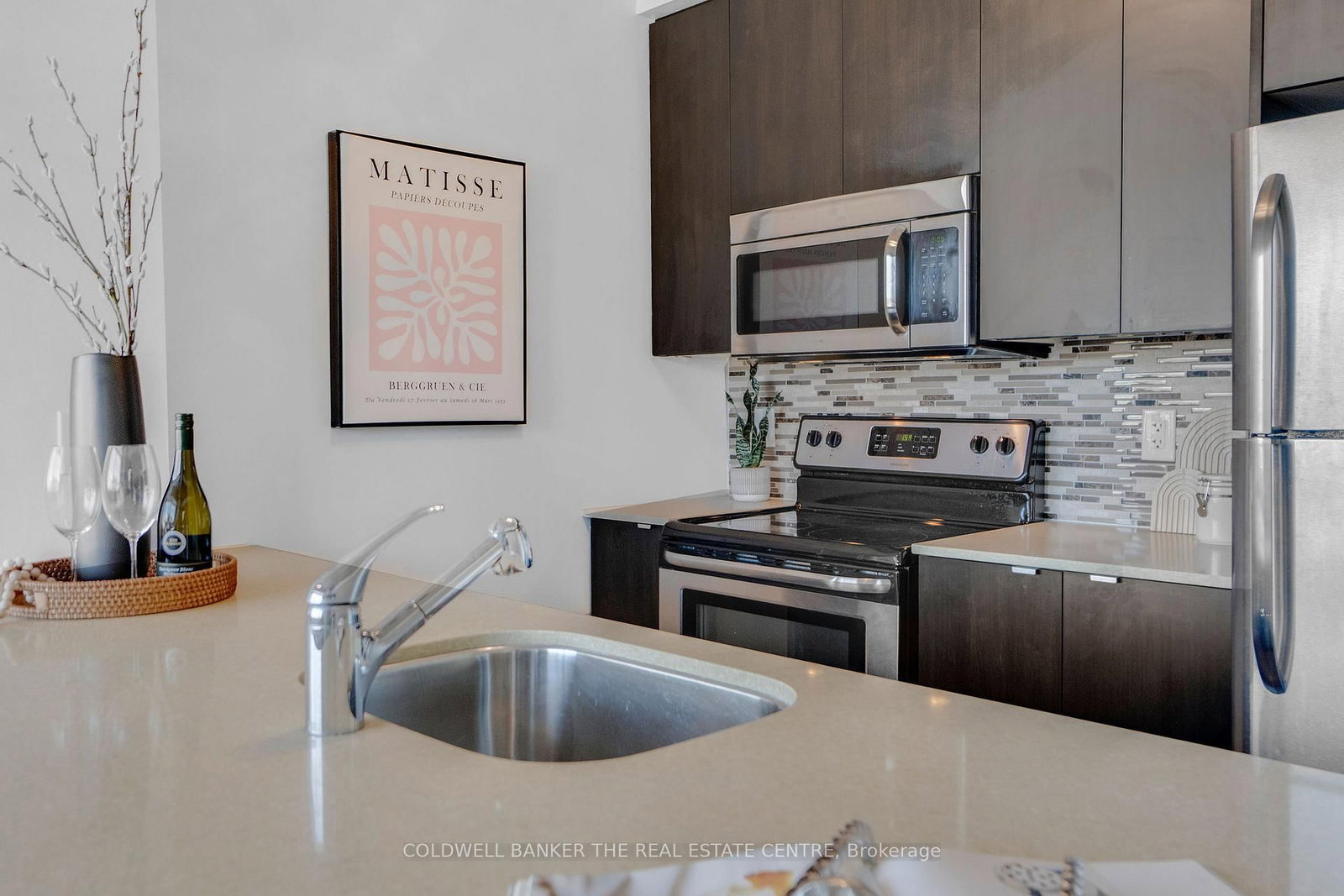 400 Wellington Street W • #802 • Toronto, ON photo 12