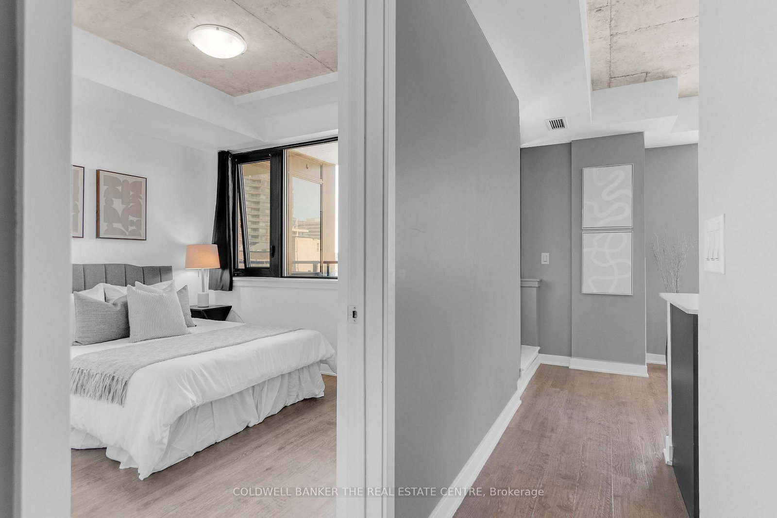 400 Wellington Street W • #802 • Toronto, ON photo 16