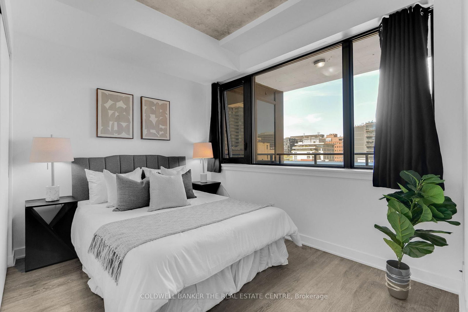 400 Wellington Street W • #802 • Toronto, ON photo 17