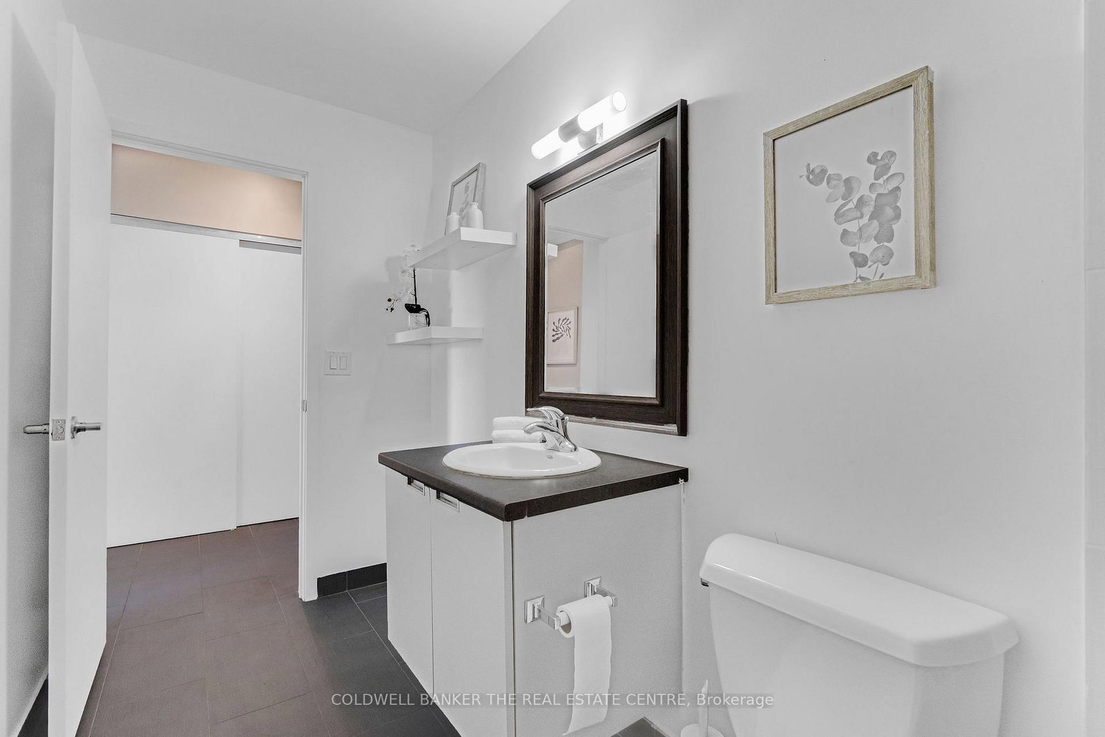 400 Wellington Street W • #802 • Toronto, ON photo 23