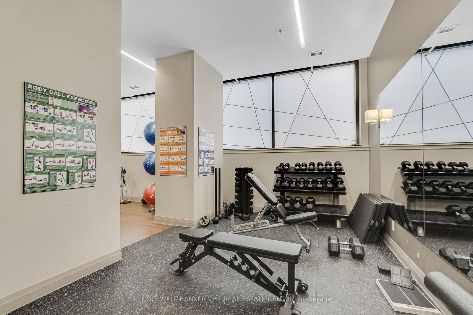 400 Wellington Street W • #802 • Toronto, ON photo 34