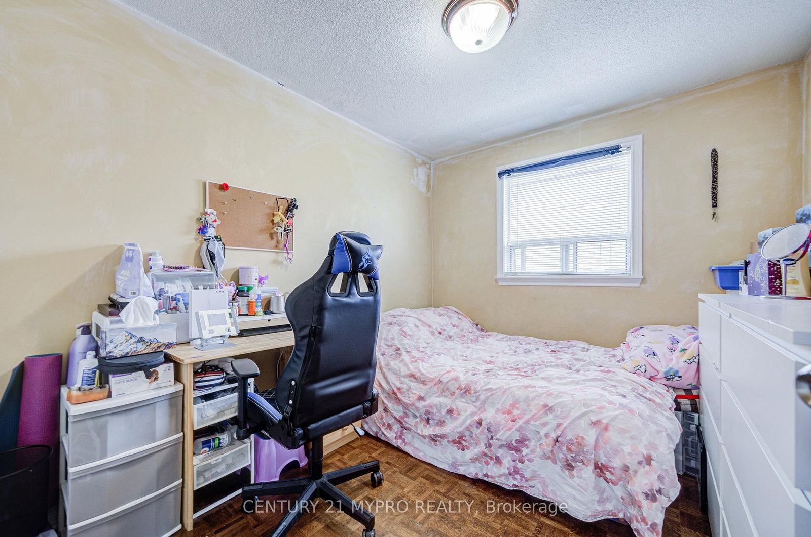 211 Bellwoods Avenue • Toronto, ON photo 28