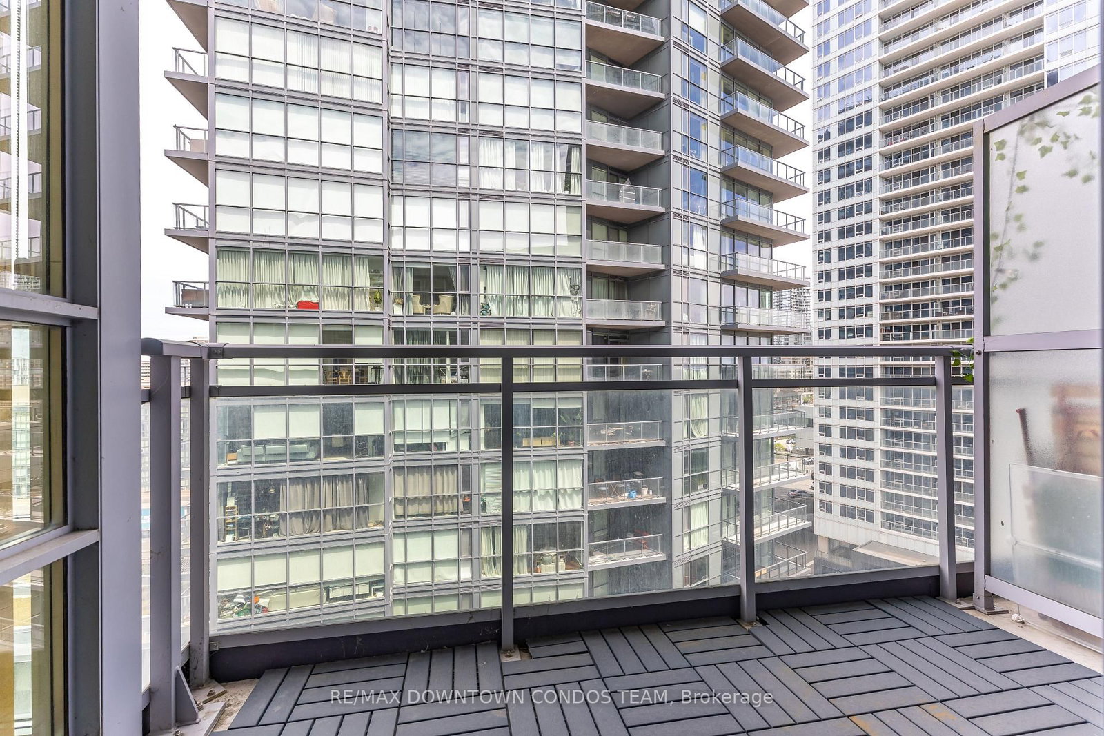 15 Bruyeres Mews, Unit 1311 - Photo 27