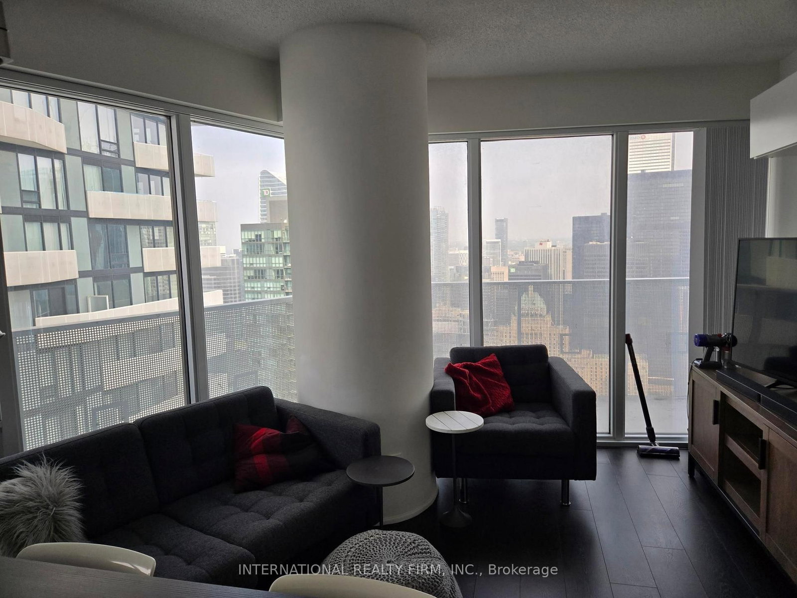 88 Harbour Street NE, Unit 5702 - Photo 2