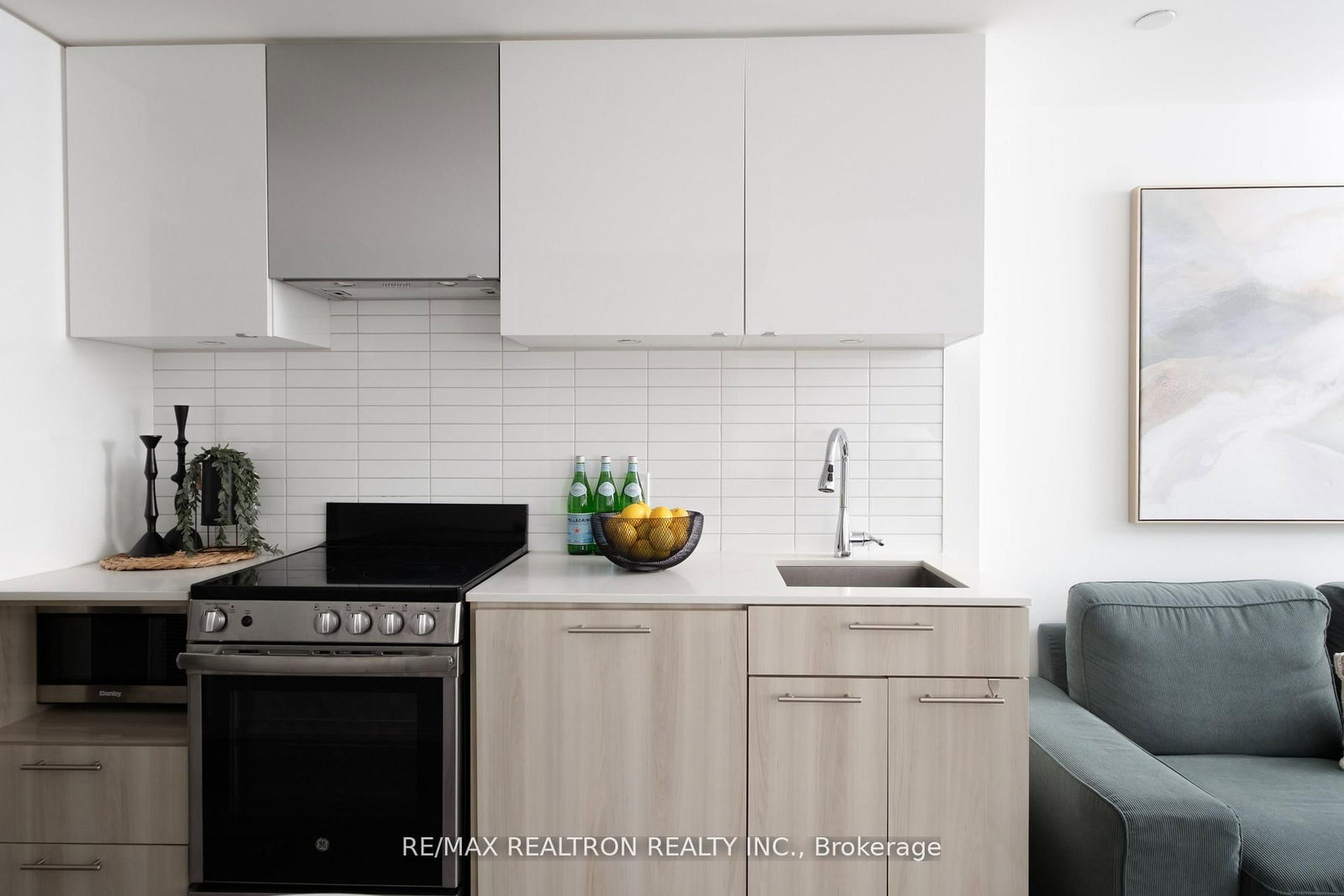 251 Jarvis Street, Unit 3309 - Photo 3