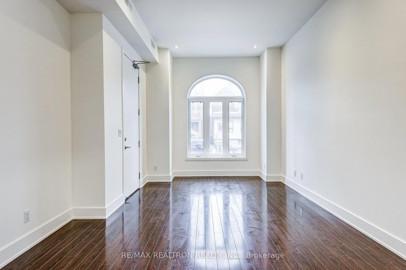 588 Ossington Avenue