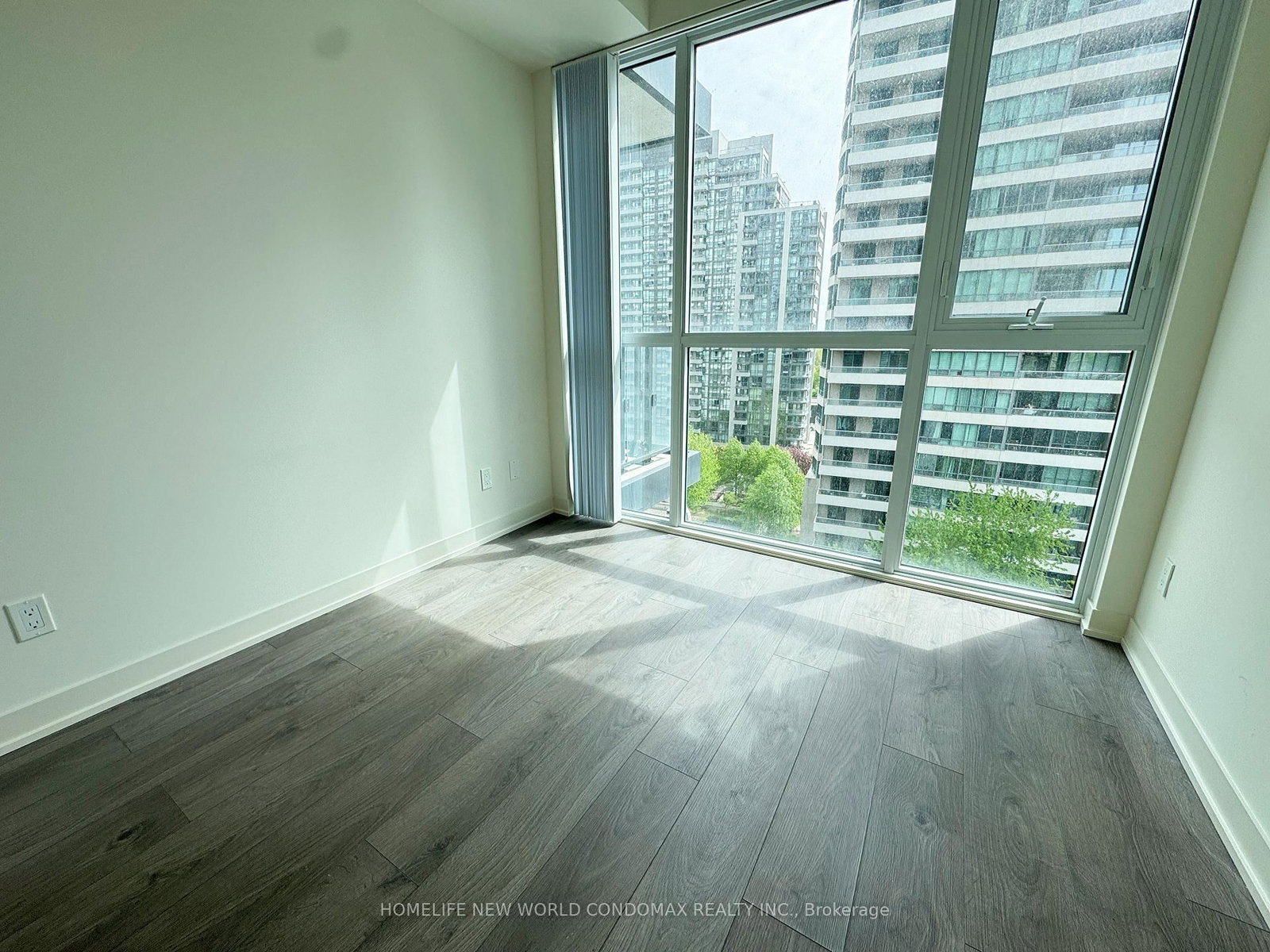4955 Yonge Street, Unit 806 - Photo 12
