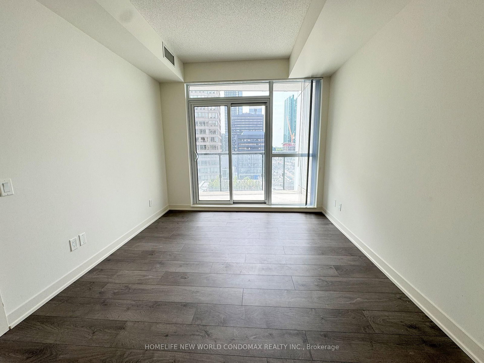 4955 Yonge Street, Unit 806 - Photo 18
