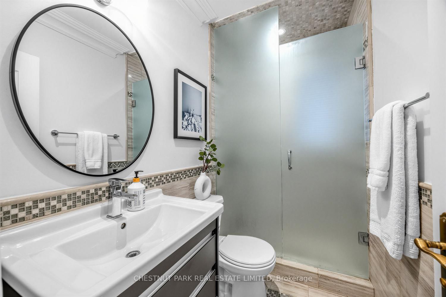 122 Randolph Road - Photo 8