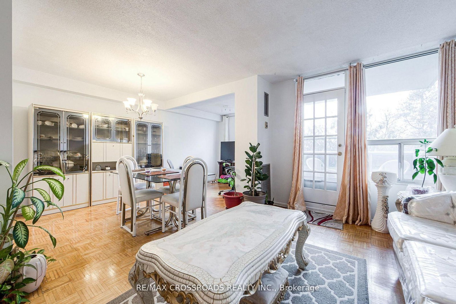 5 Shady Golfway, Unit 205 - Photo 6