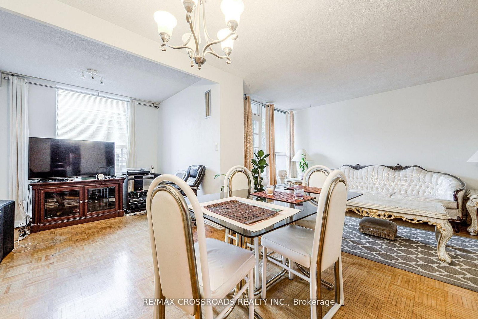 5 Shady Golfway, Unit 205 - Photo 7