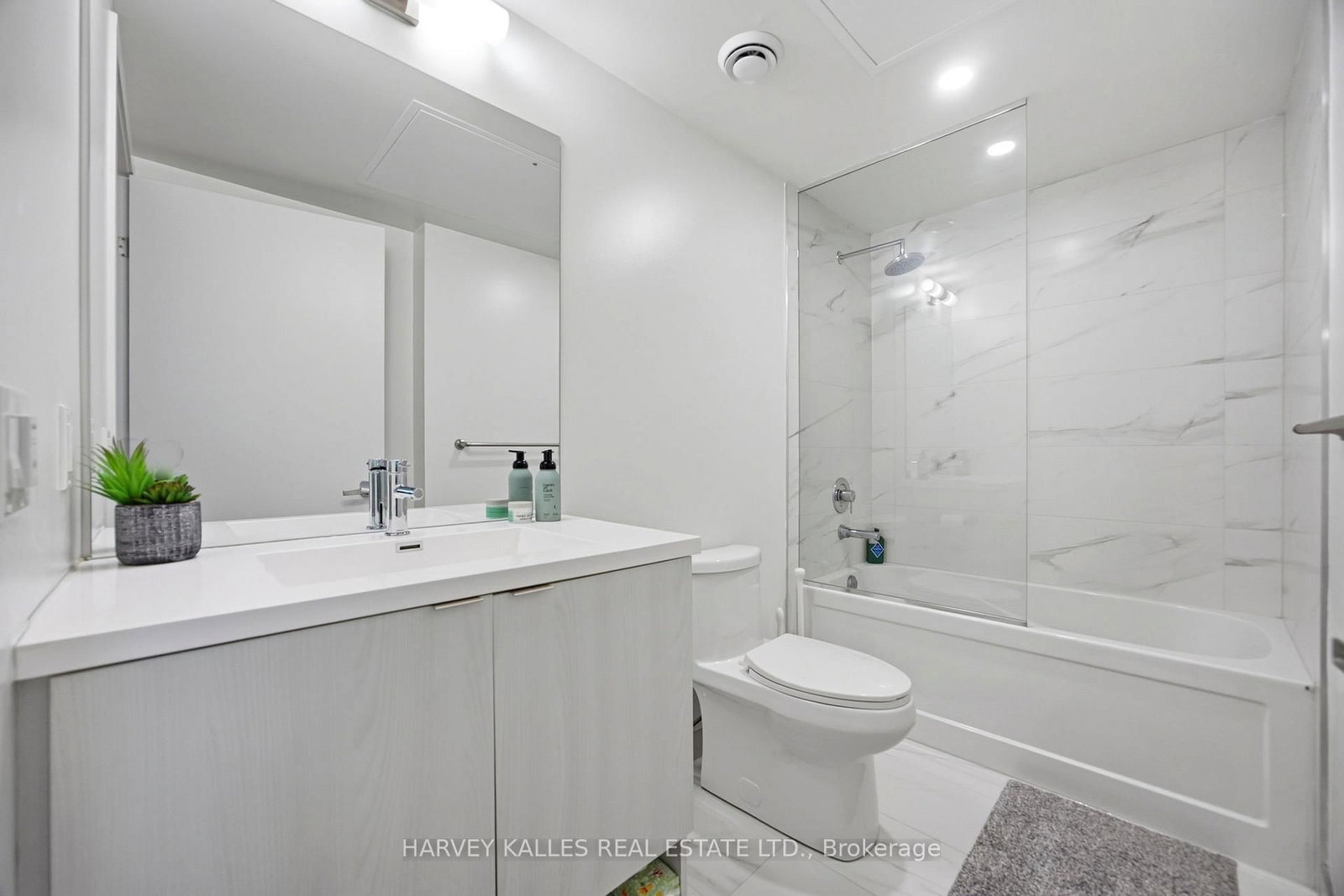 138 Downes Street, Unit 4709 - Photo 5