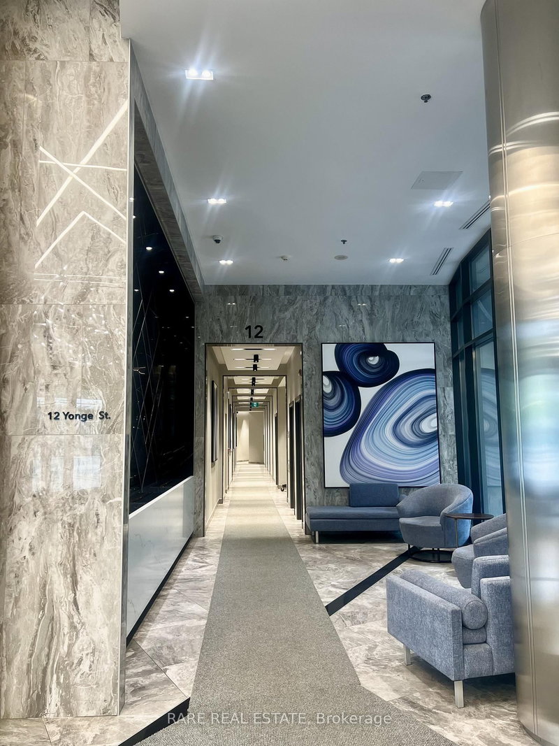 501 - 12 Yonge Street N
