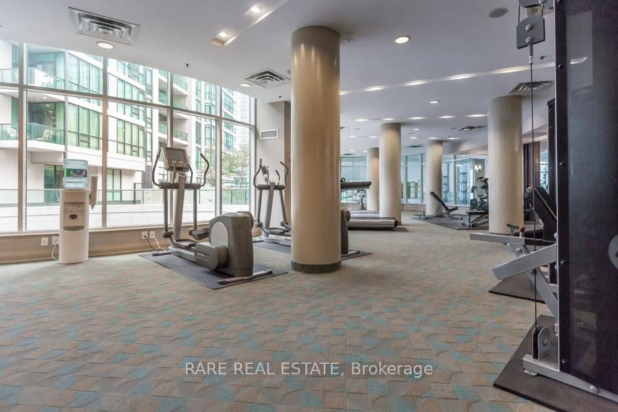 12 N Yonge Street • #501 • Toronto, ON photo 7