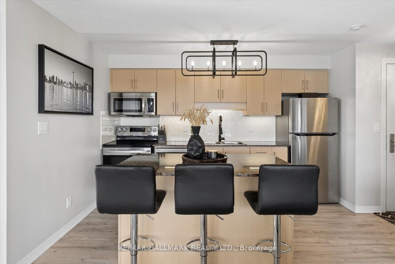 30 Herons Hill Way, Unit 906 - Photo 8