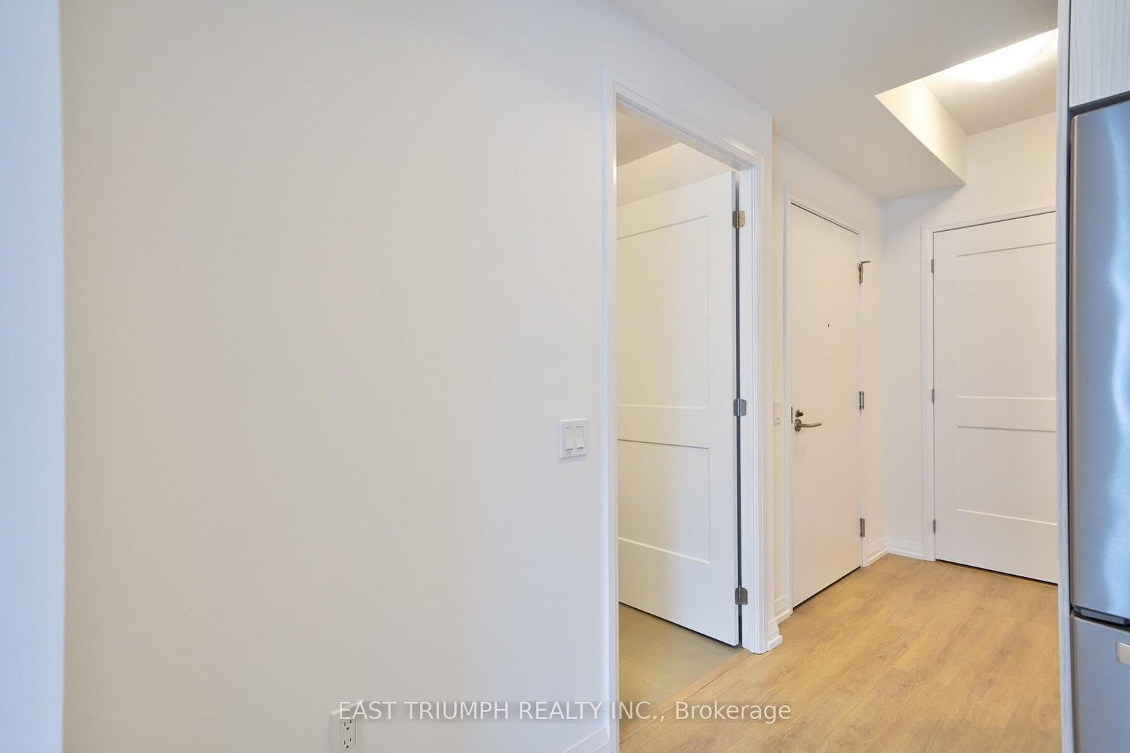 50 Dunfield Avenue, Unit 1016 - Photo 31