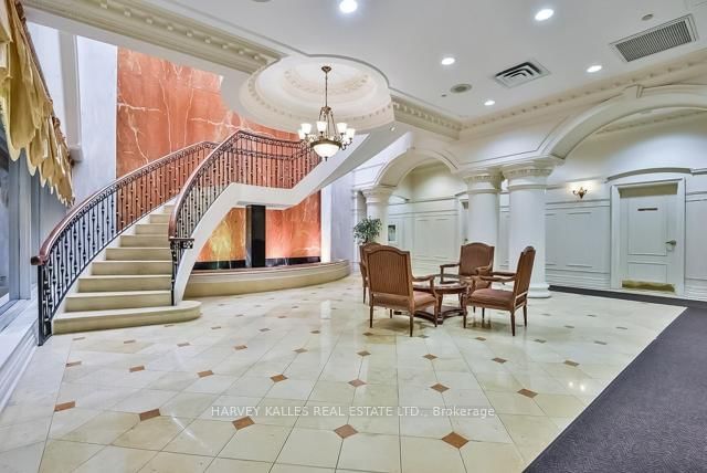 1209 - 880 Grandview Way