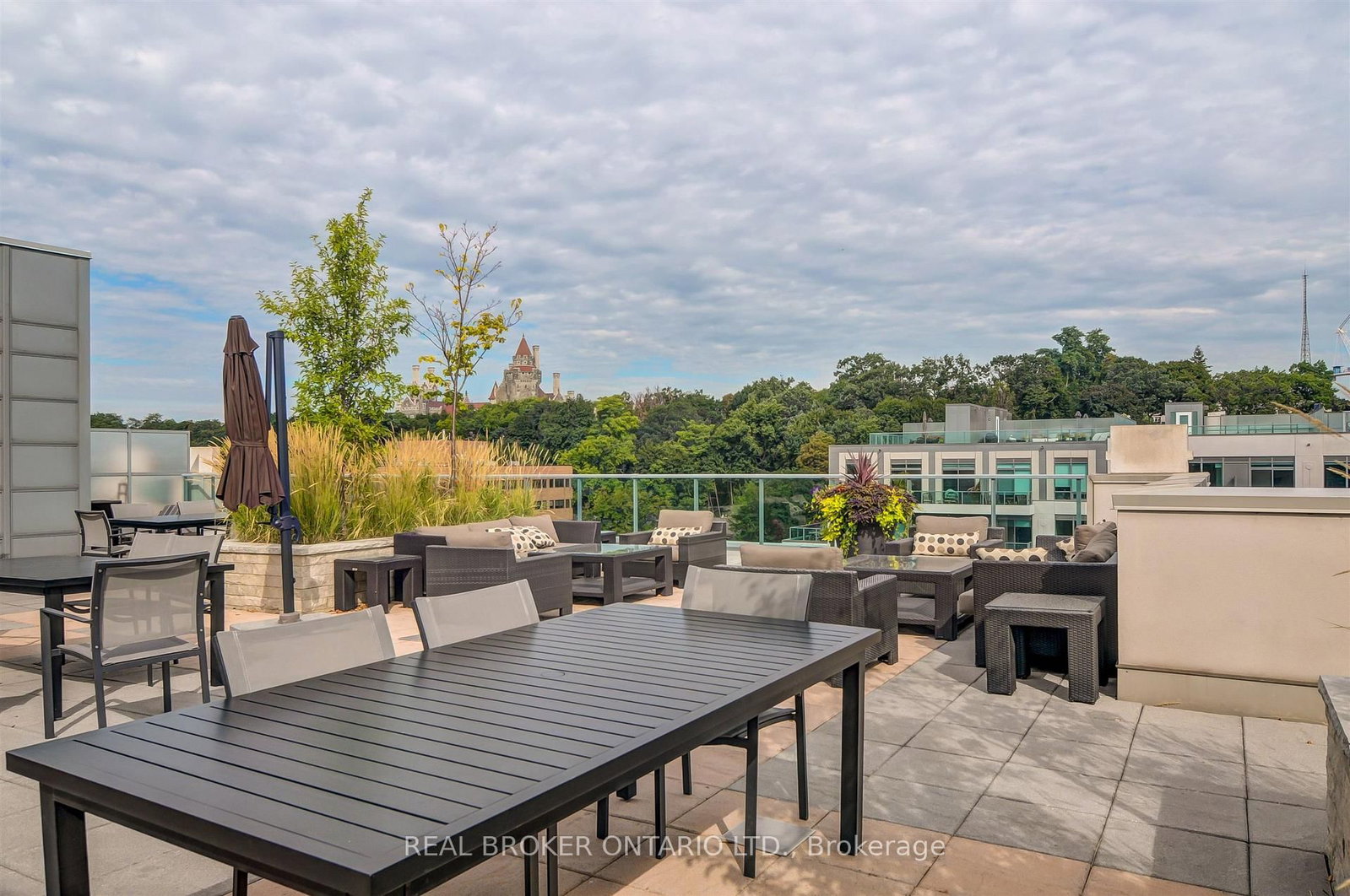 380 Macpherson Avenue • #209 • Toronto, ON photo 40