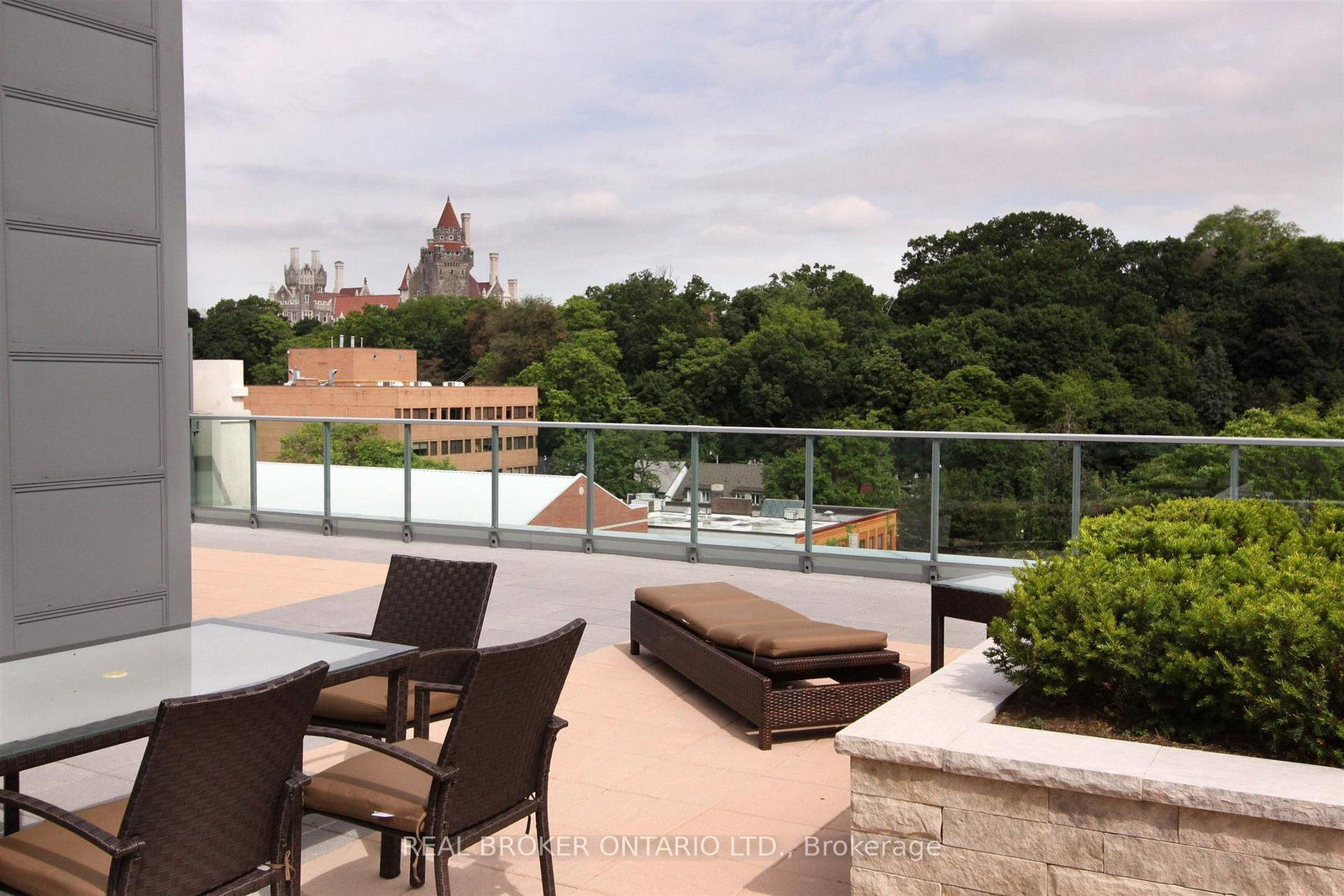 380 Macpherson Avenue • #209 • Toronto, ON photo 42