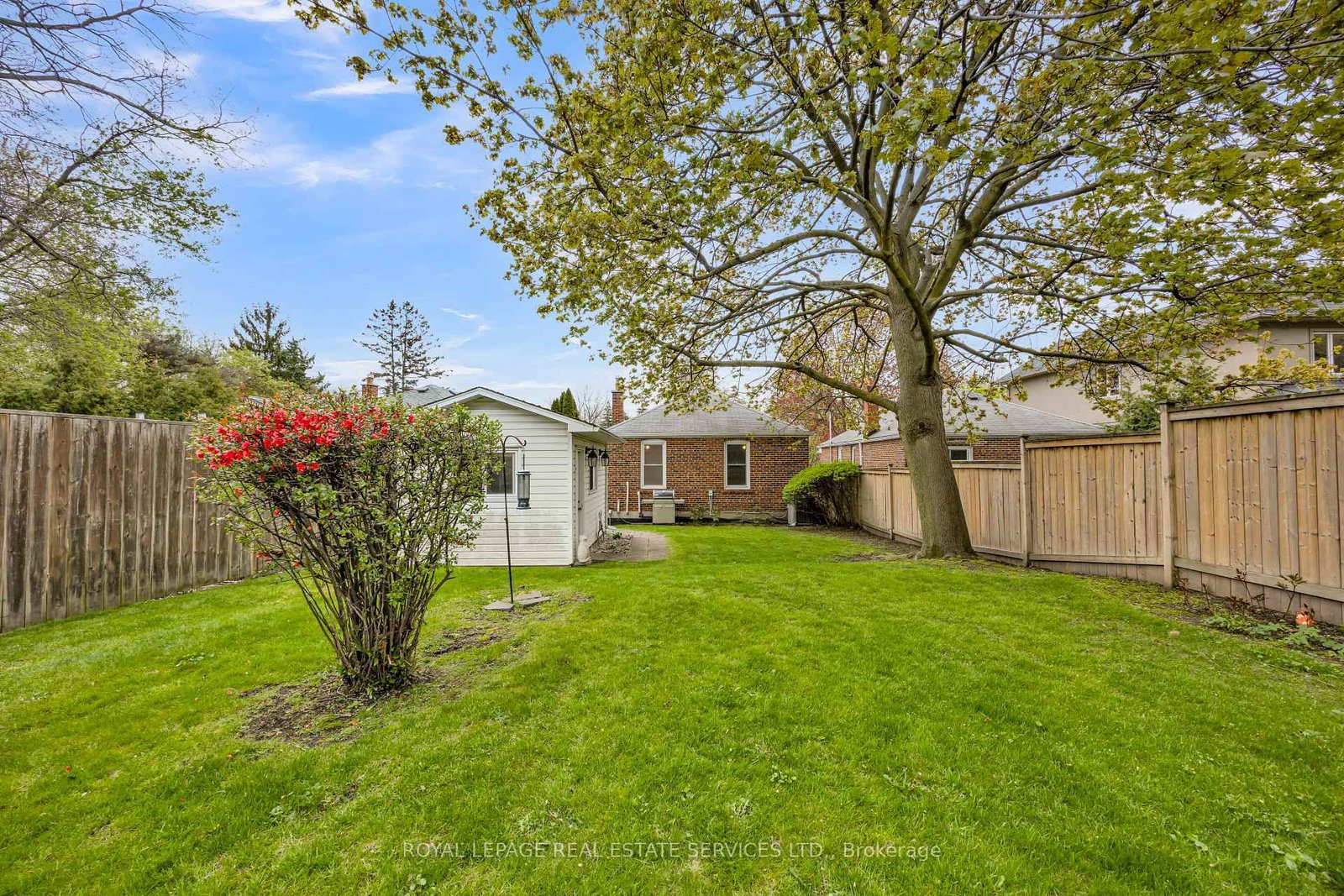 64 Nesbitt Drive • Toronto, ON photo 10