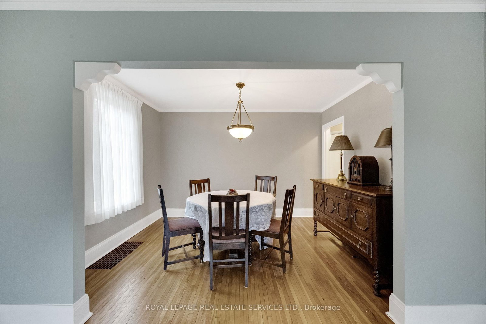 64 Nesbitt Drive • Toronto, ON photo 20