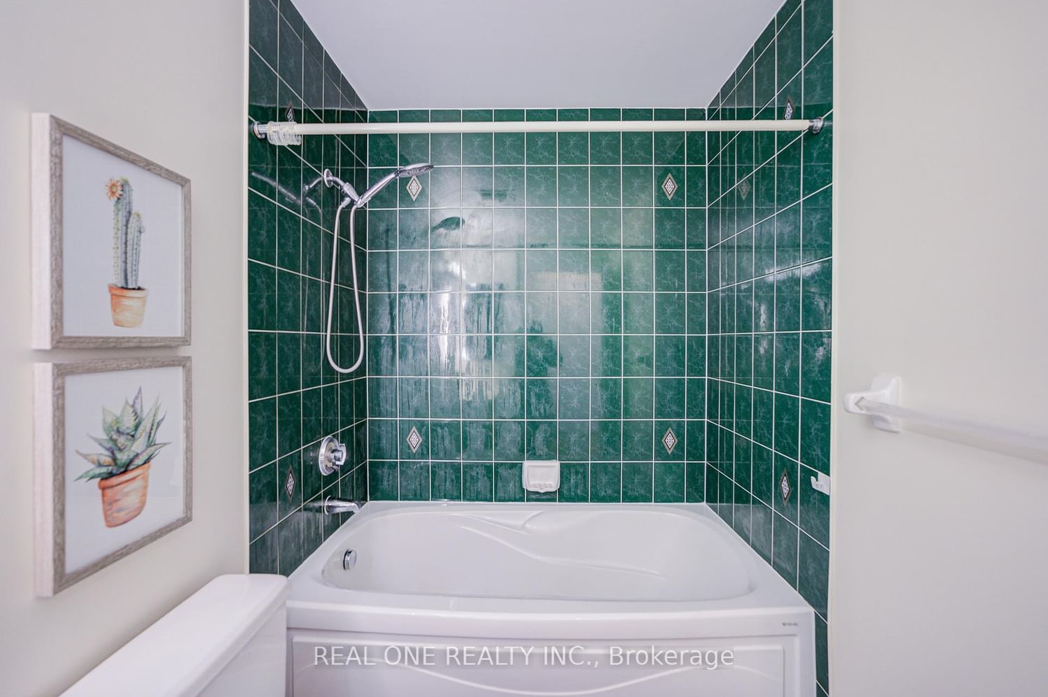 317 Grandview Way • Toronto, ON photo 39